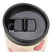Κοντινή λήψη στο καπάκι του θερμού Estia Travel Mug που δείχνει το στόμιο κατανάλωσης και τη στεγανοποίηση.